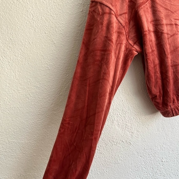 Pink Republic Woman Pullover Sweatshirt, Size Small - Picture 5 of 6